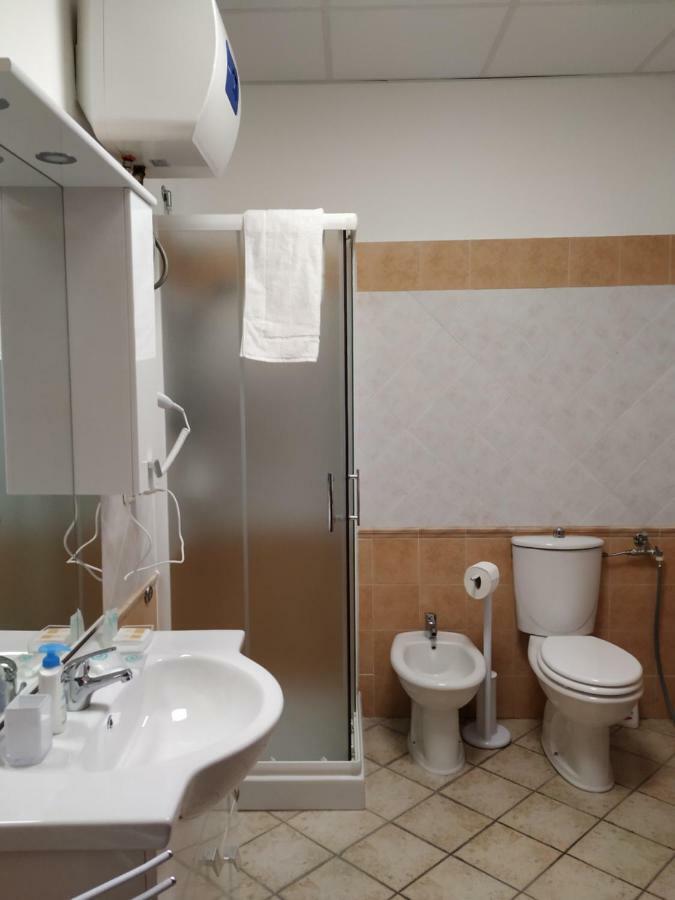 Bg Loft Azzurro Apartment คาตาเนีย ภายนอก รูปภาพ